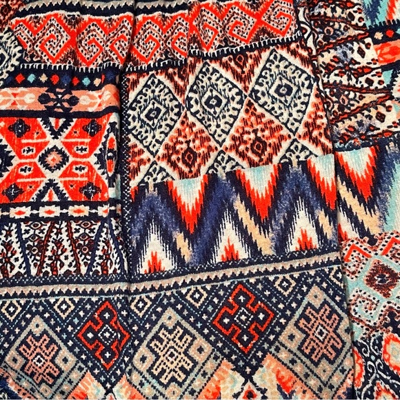 Crochet Lace Accent Sleeveless Top - Picture 3 of 6